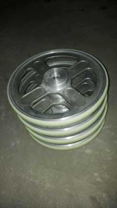 澆注機(jī)-求購(gòu)生產(chǎn)聚氨酯膠輥的澆注機(jī)采購(gòu)平臺(tái)求購(gòu)產(chǎn)品詳情